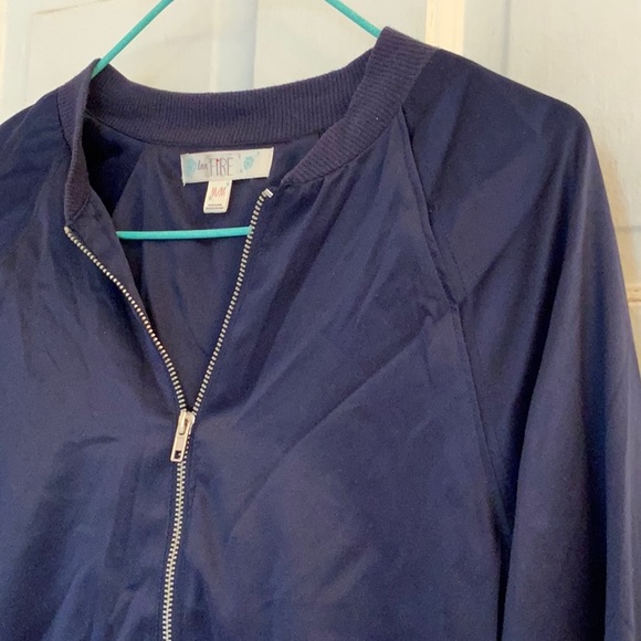 Love, Fire girls navy satin bomber style jacket in size medium - Picture 3 of 9